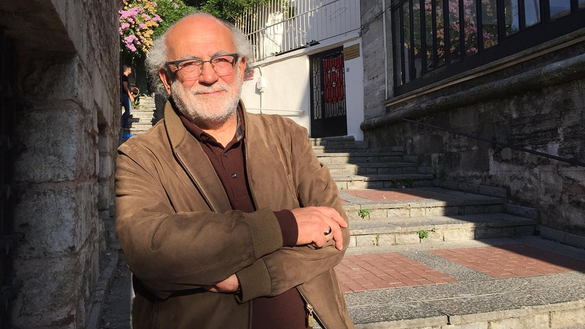 PROF. DR. İLHAMİ GÜLER